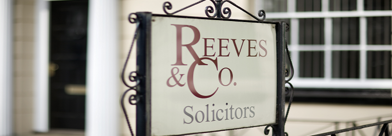 Reeves & Co Family law specialist sign.